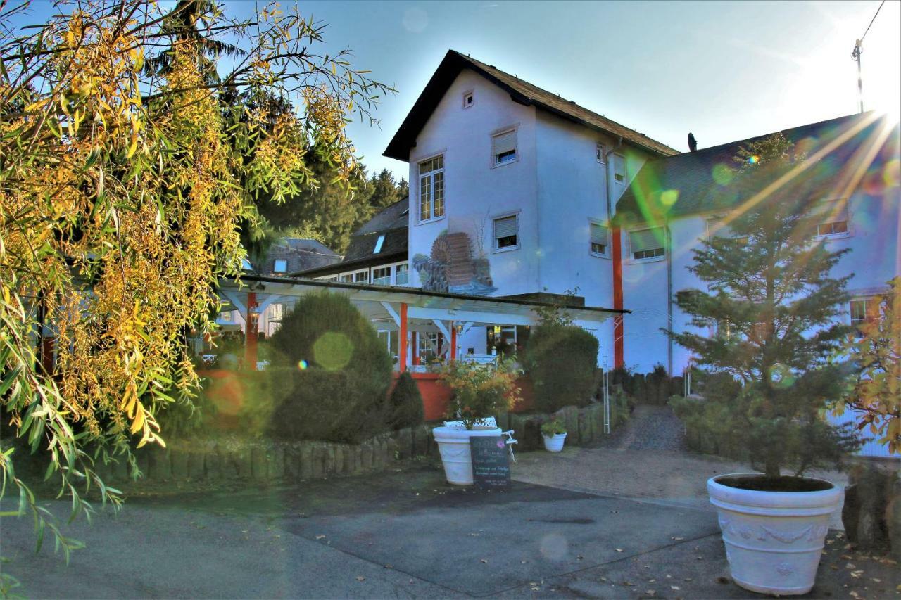 Studentenmuehle Hotel - Restaurant Nomborn Exterior photo